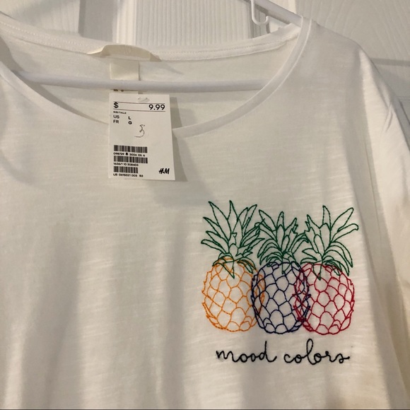 H&M white tee - Picture 2 of 3